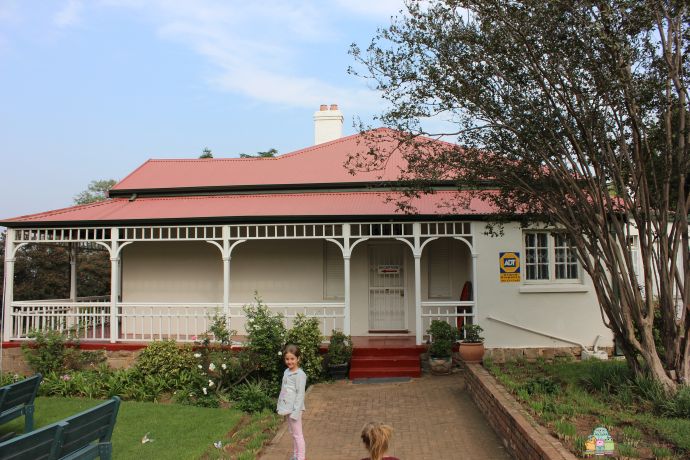 Douglasdale dairy field trip